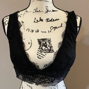 Black lace bralette- new never worn
